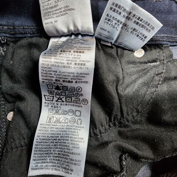 Levis Strauss Jeans Juniors 15M Bold Curve Skinny Low Rise Denim Blue Dark Wash - Picture 6 of 14